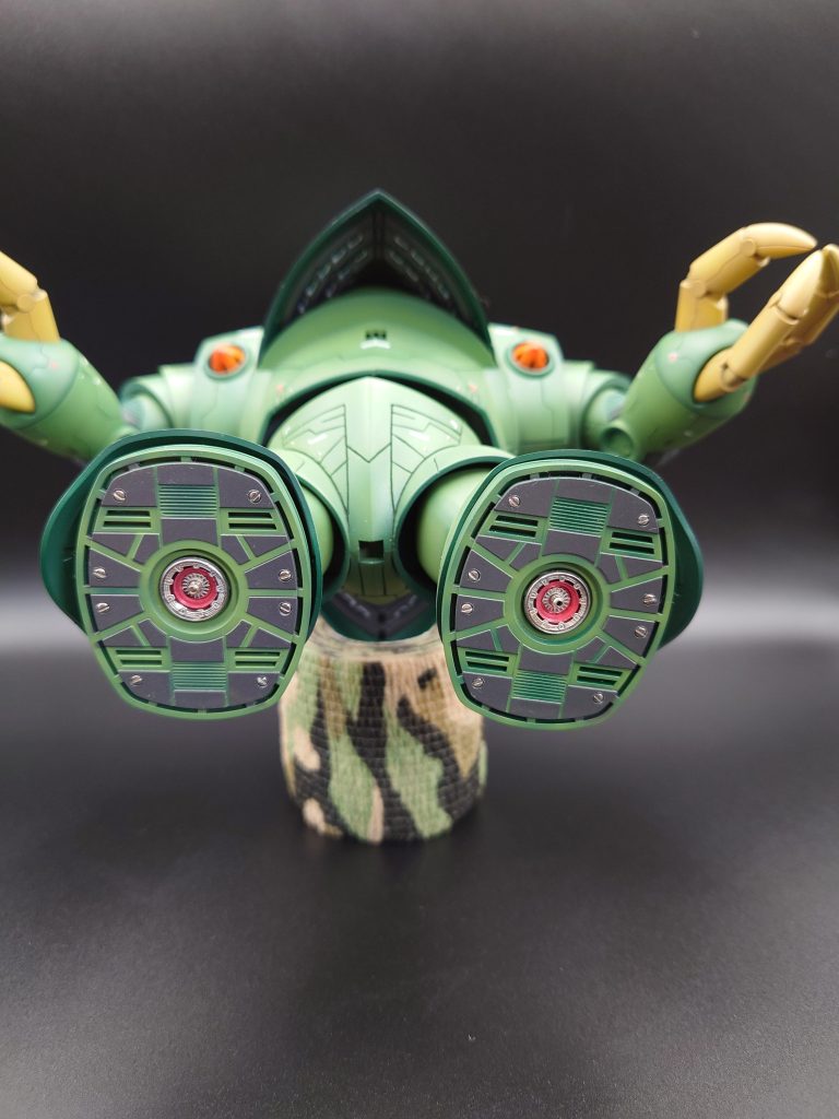 足裏はバーニアにしてしまっていた…