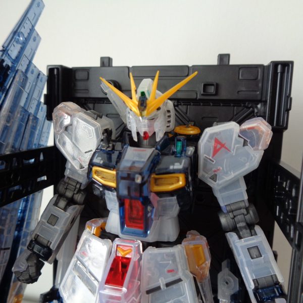 RG ニューガンダム　クリアカラー