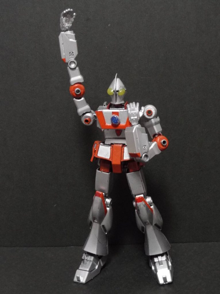 νガンダムは脚が長いので立ち姿がそれっぽく見えます。