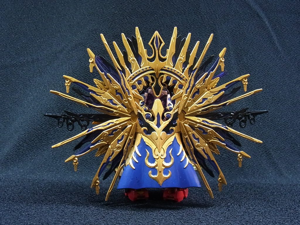 広莫殲陣がすごく複雑で密度感たっぷりでカッコいいです。金型をどう掘ればこんなパーツ成形できるのが・・・鬼すぎる。