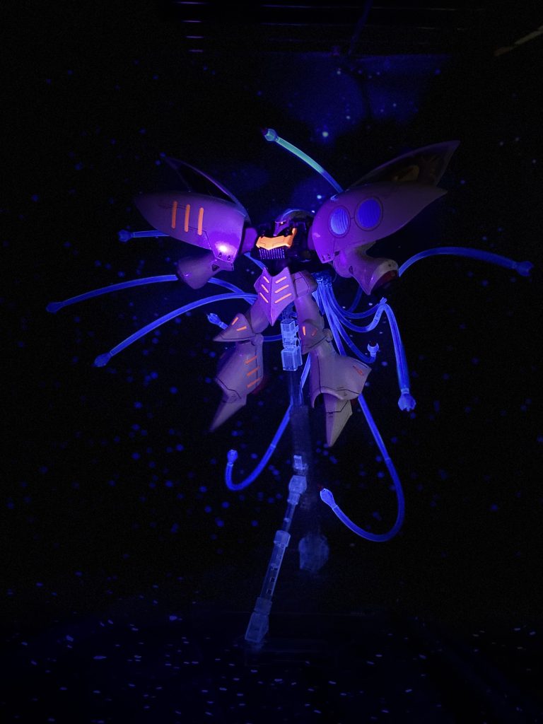 HGキュベレイ  全塗装–2枚目/制作者：3TB