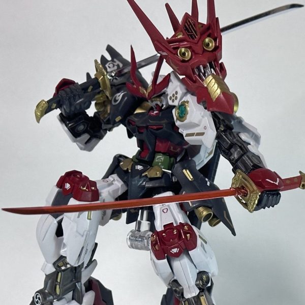 百鬼あやめ専用機『頑駄無アストレイ･武者百鬼』