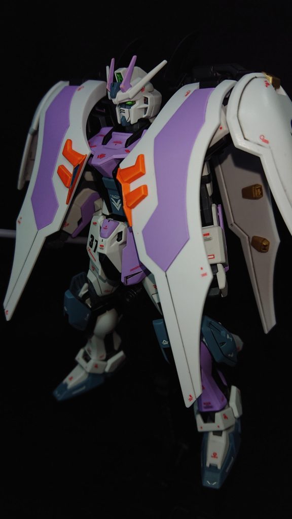 頭部    :ストライクボディ   :ストライク腰部    :ストライク肩     :ストライク腕部    :ストライク脚部    :ストライク+エアリアルバックパック:ガンダムリヴランスヘブン武装    :ビームランス(ガンダムリヴランスヘブン)