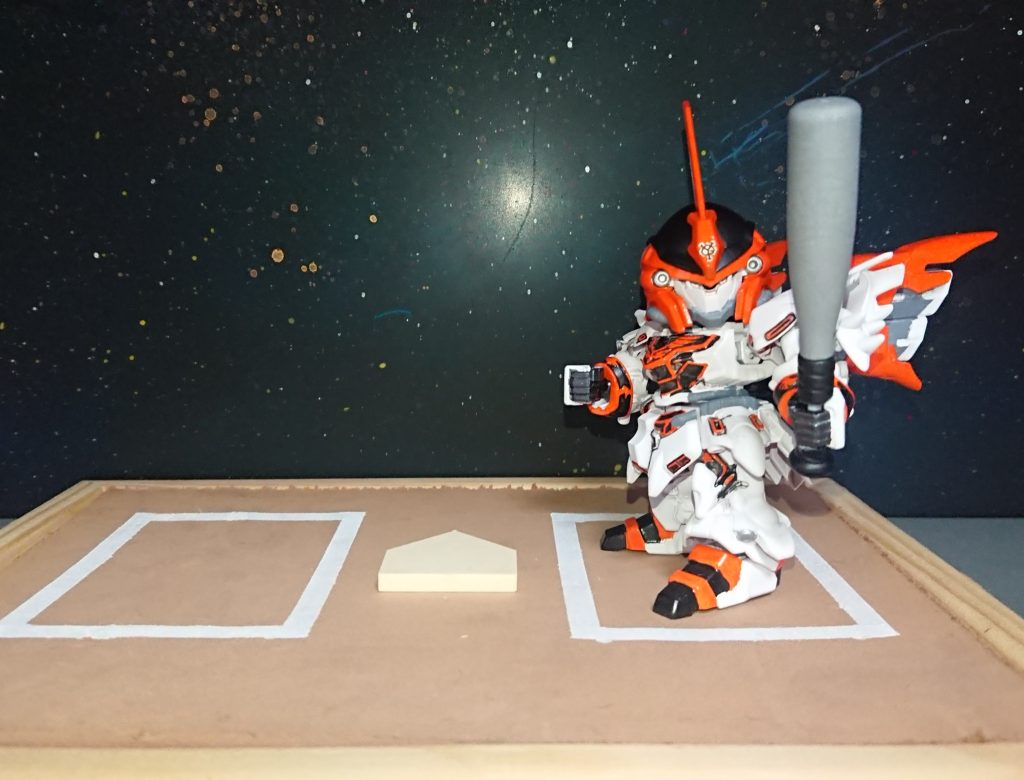 ナガシマの再来と呼ばれた男の乗機をSD EX-STANDARDのシナンジュで作製した過去作です。カラー変更とプロペラントタンクのオミット、バットとホームベースはホームセンターの文房具コーナーにあった玩具消しゴムを使用しました。バッターボックスは100均のフォトフレームと紙粘土で作製。SDコン期限ギリギリで、参加したい一念だけの投稿です(^_^;)生粋の巨人ファンですが、あえてヒールとして作製しました。カラーリングだけでほぼ球団が分かるのは自分でも笑ってしまいましたが(笑)※追記 2時までの投稿に間に合わず、過去作なので悪役機にもならず・・・ハイ、一般投稿です(^_^;)