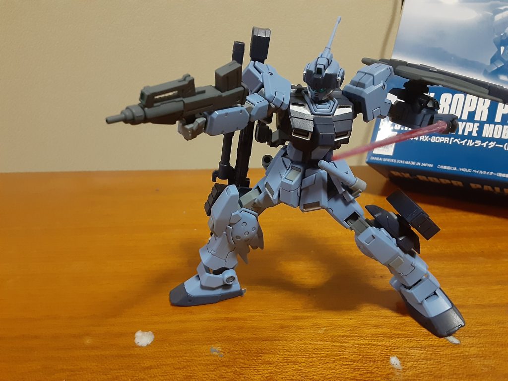 スラスターの色は通常状態固定です。発熱して赤くなってるだけでスラスター自体の色変わるわけでないからこっちにしました。しかしデスサイズより本当の死神だよ、その場全員皆殺しにしかねない機体。パイロットも負荷が凄いから基本使い捨て…