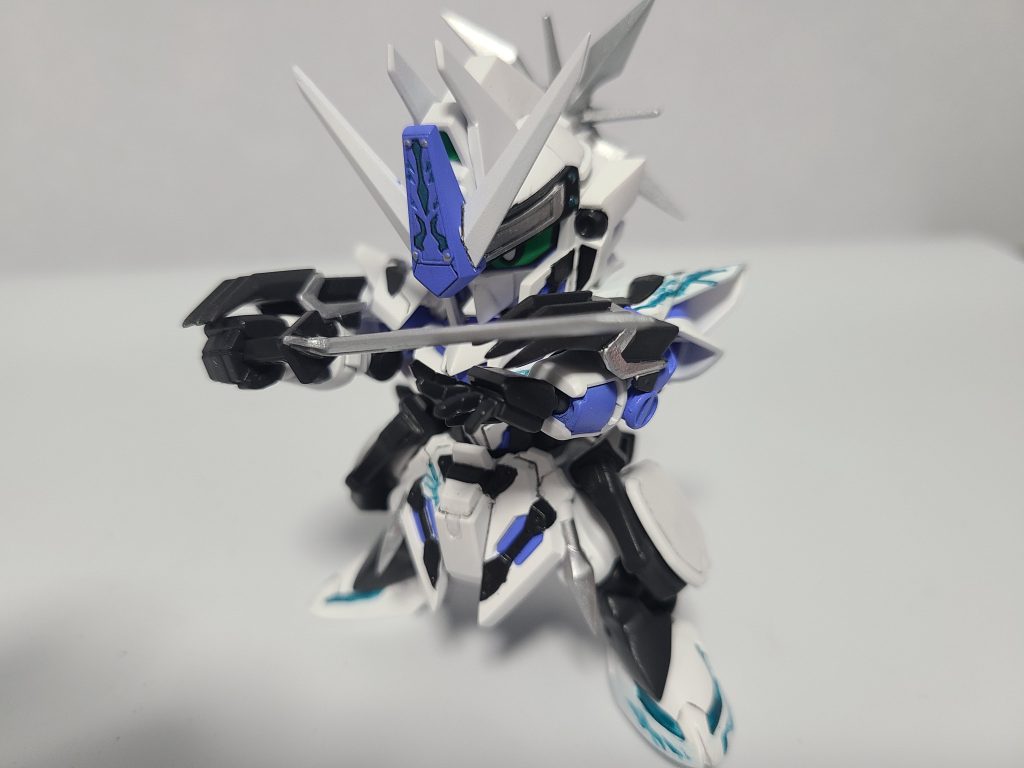 角飾り、刀、クロー、手裏剣などは尖らせてみましたが、先端が丸まっているよりかはシャープな方がいいですね。