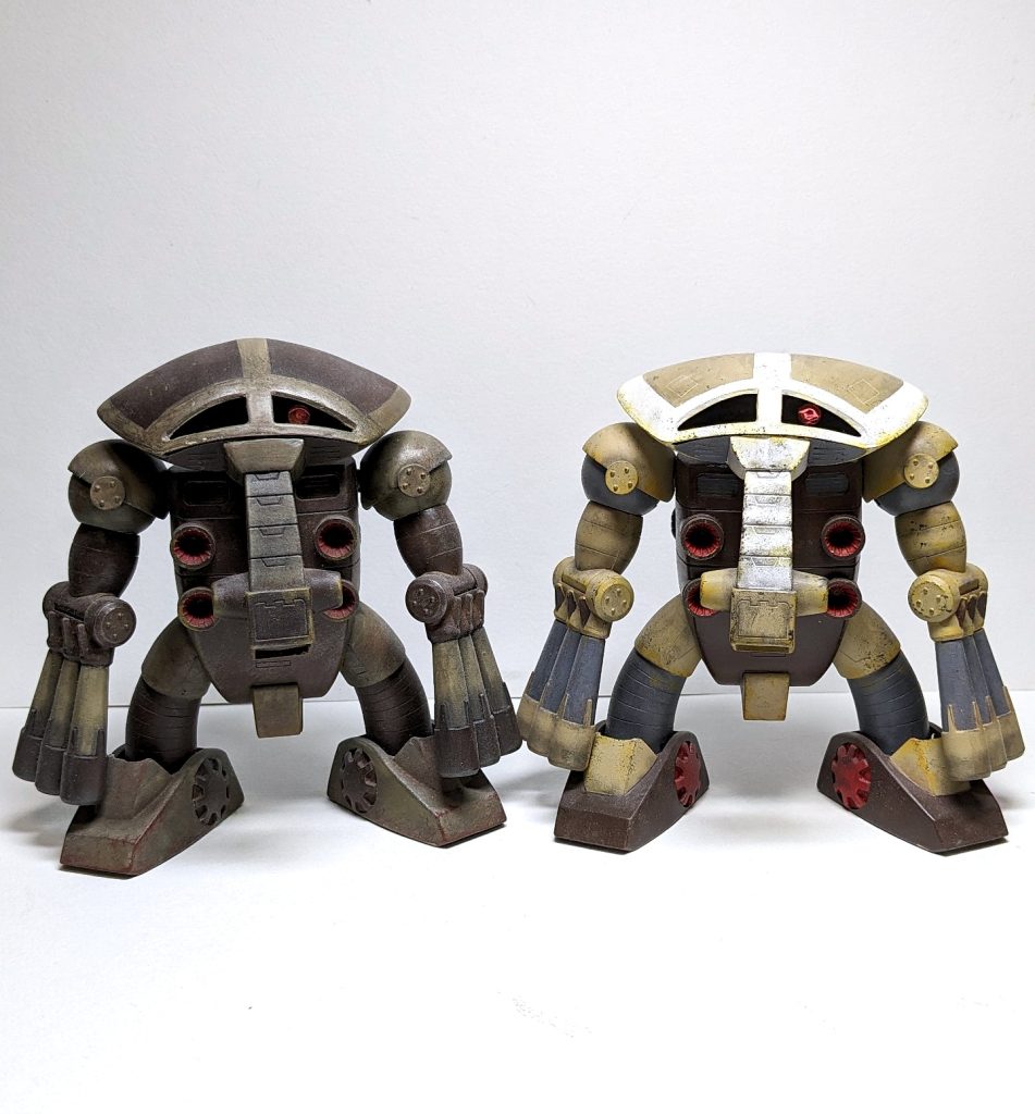 旧キットは頭部が潰れている印象。なので、向かって左のジュアッグは頭部をパテで盛り上げ、好みのアーチ型にしています。