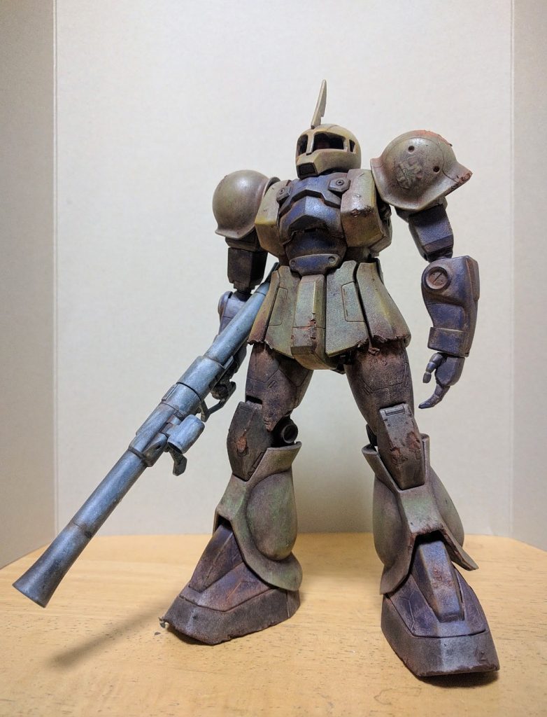 元々ジャンク品として格安で売っていたのを購入し、リペイントと汚しをしています。