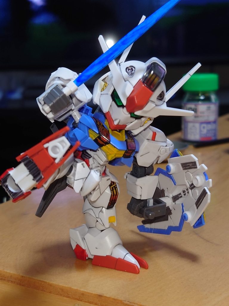 足の安定性がいいのか片足で立たせたりも出来ます