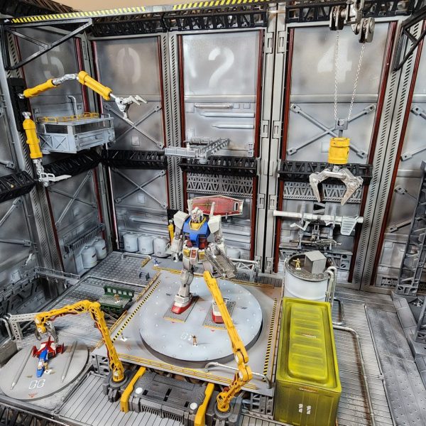 HGホワイト・ディンゴ隊専用МSDジム