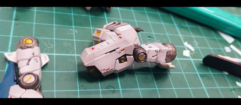 RX-93FF  νガンダム–3枚目/制作者：MF