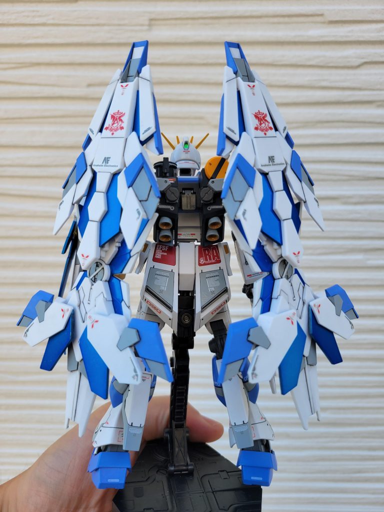 EGのため、ファンネルがなかったので、代わりにアームドアーマーDEを付けてみました。