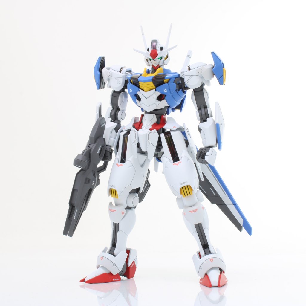 ビットオンフォーム今回ホワイトはガイアカラーEXホワイトとヴァーチャロンカラー コールドホワイトの2トーンでやってみたのですが色の差が微妙でちょっとわかりずらいですね…