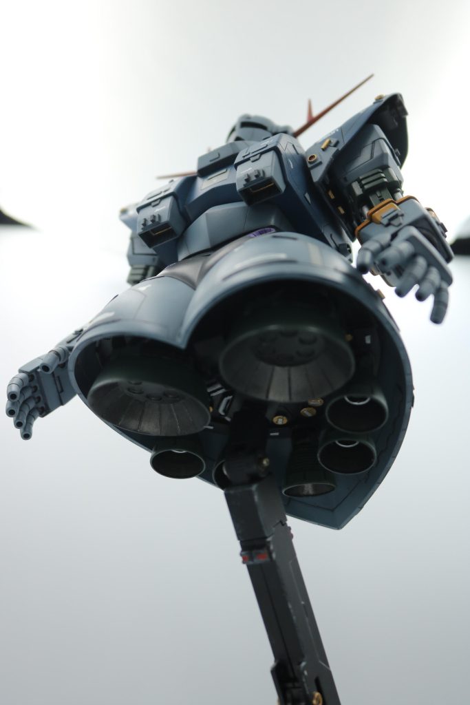 HGUCジオング–3枚目/制作者：ヒロハル