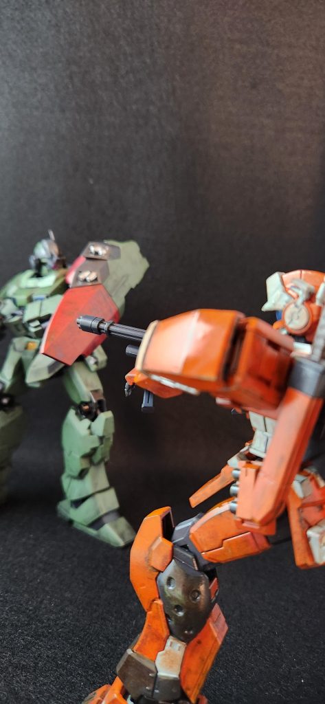 運が良いのか悪いのか。私が戦う相手は彼だった。戦うと分かる、私の方が圧倒的に強い。彼は劣勢の中、それでも私に呼びかける。そんな場合では無いのに。