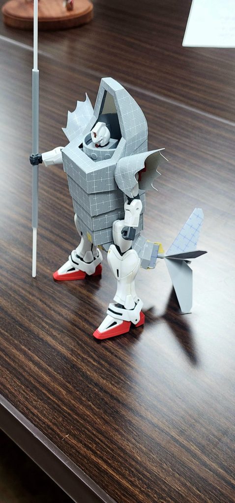 最初はこんな感じ　胴体と尻尾のつくりが苦労しました。