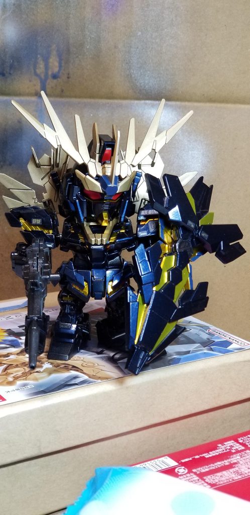 全身です。アームドアーマーDEのシール部分はサイコフレームと合わせるべきでした。※.もっとプリズムブルーブラックを吹きたいという欲望のため、ゲート処理のみ行い、即吹きましたw