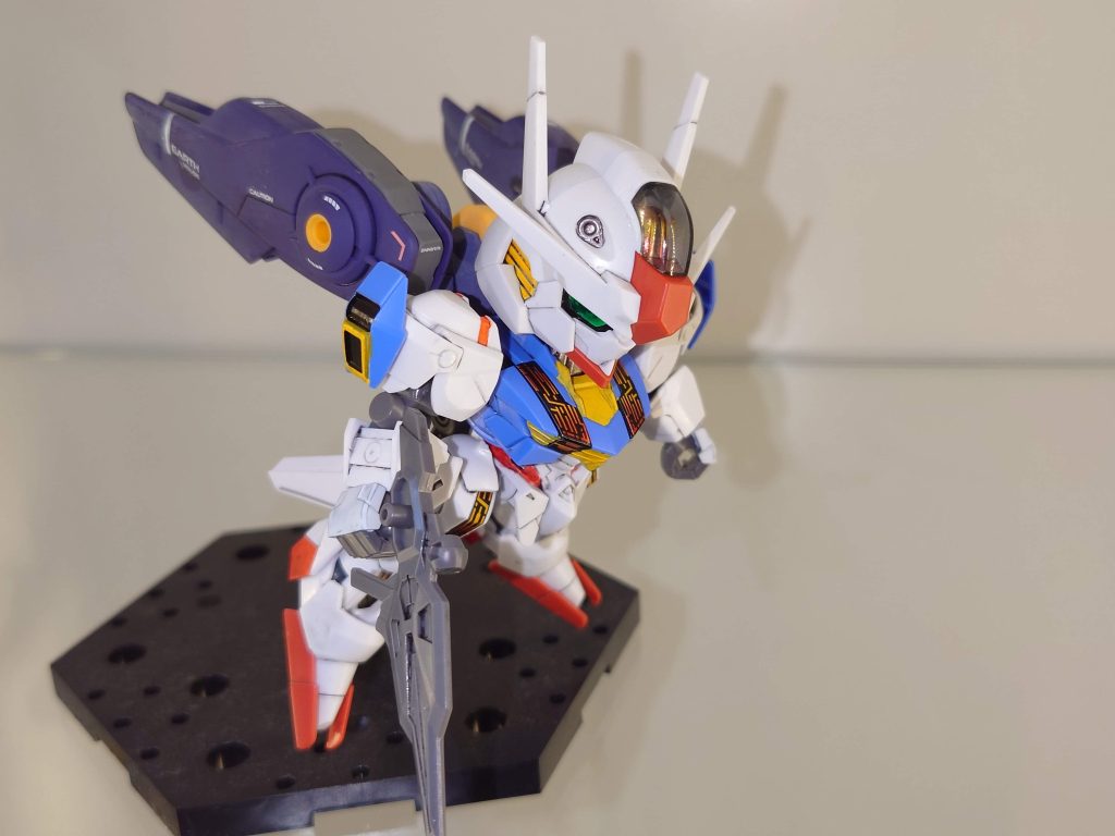 1/144用のフライトユニットも接続可能でしたが流石に直立は出来ませんでした