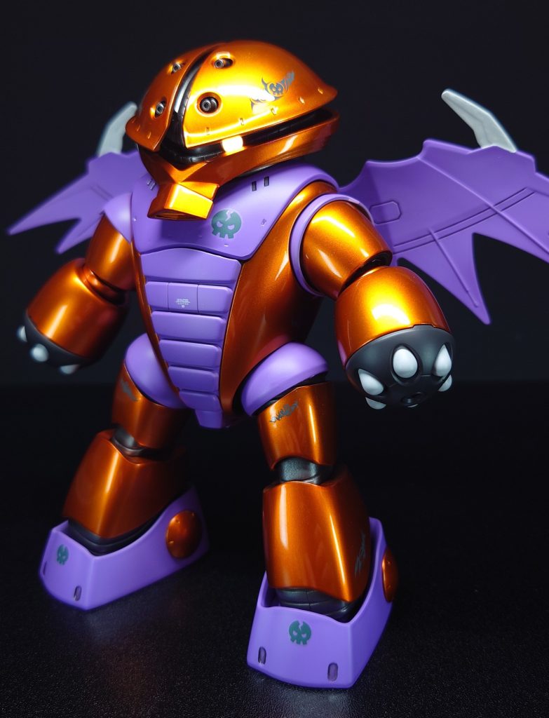 当初オレンジ色はキャンディ塗装せずにソリッドカラーで塗る予定でしたが、仮組み中に...「キャンディ塗装似合いそうなフォルムだな〜」🤔ハロウィン→お菓子→キャンディ→キャンディ塗装 🤔ウマイッ!!（ﾃｰﾚｯﾃﾚ-）