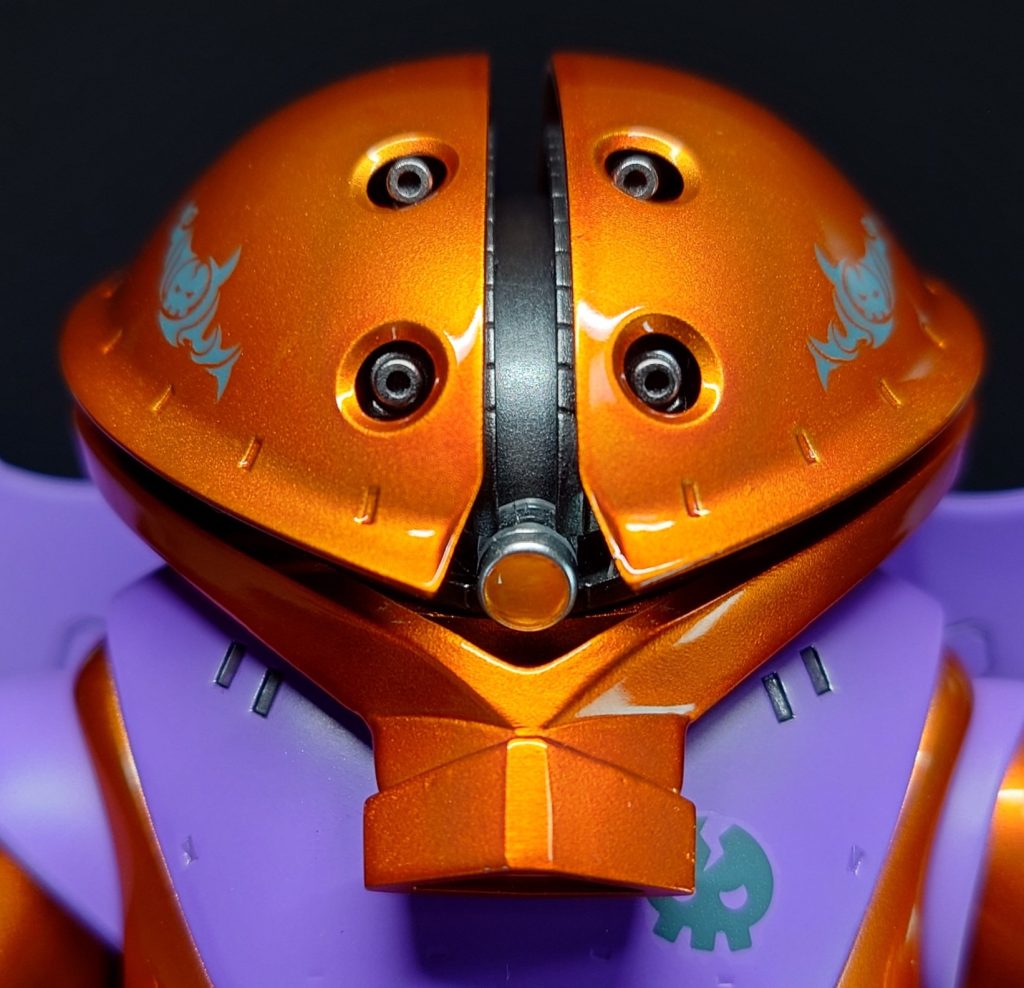 モノアイも少しだけ工作しています元のクリアパーツにシルバーで塗装した丸ノズルを接着して、UVレジンを盛って筆塗りで蛍光オレンジを塗りました内部メカのダークアイアンと蛍光オレンジの光で少しはジャックオーランタンぽくなったかなと思います。 ここまで見て頂きありがとうございました次は時間がかかるかもしれませんがミキシング盛々のものを載せられたらと思っています