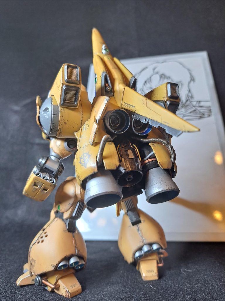 ブースターにもメカディテールをちょこちょこ追加してます。