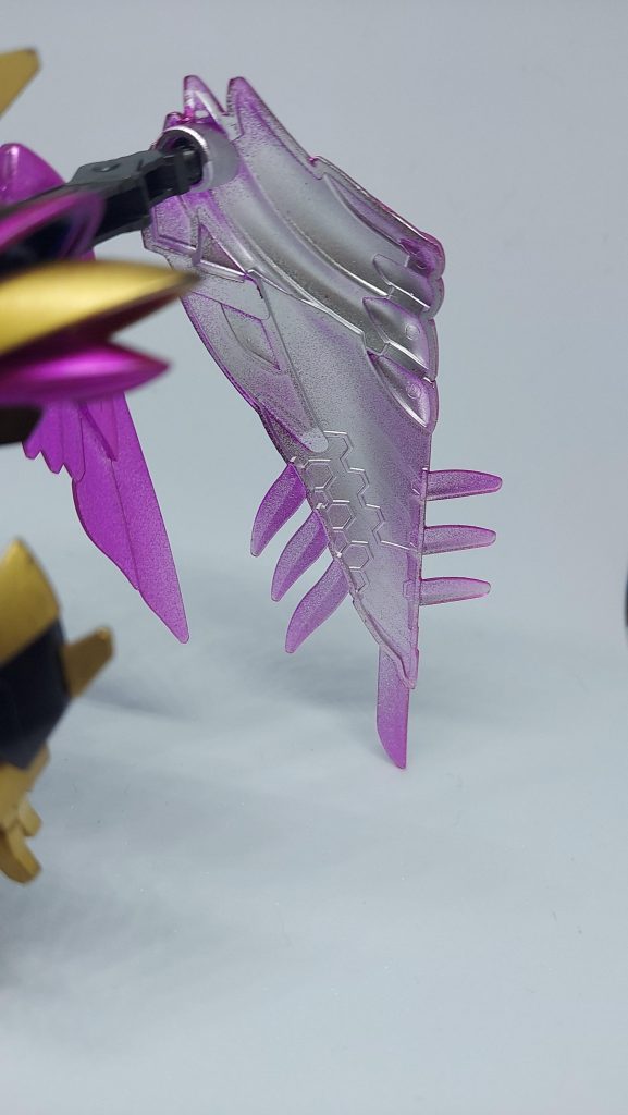 裏地は表と同じ色だと単色で寂しいなと思ったので、シルバーを軽く吹いてメカ感を出してみました