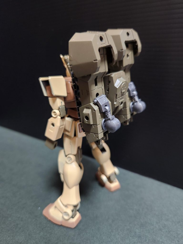 こんな感じです。バックパッカーみたい。