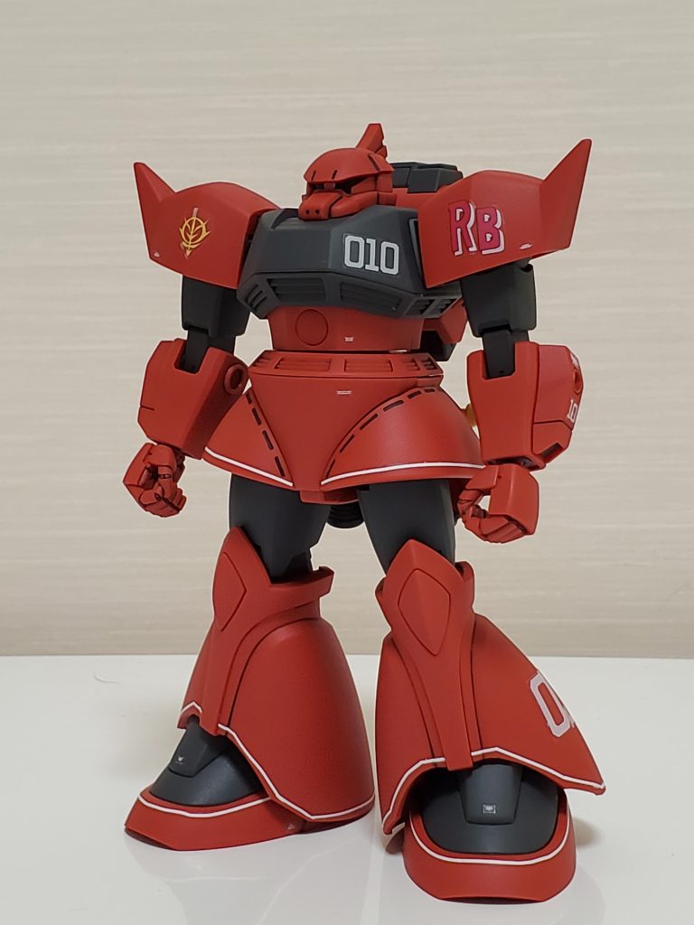 パーツの切り出しをほぼ済ませていたので、前回のラーガンダムからそれほど間をおかず完成させる事ができました。いつも通りの部分塗装・スミ入れ・トップコート仕上げです。