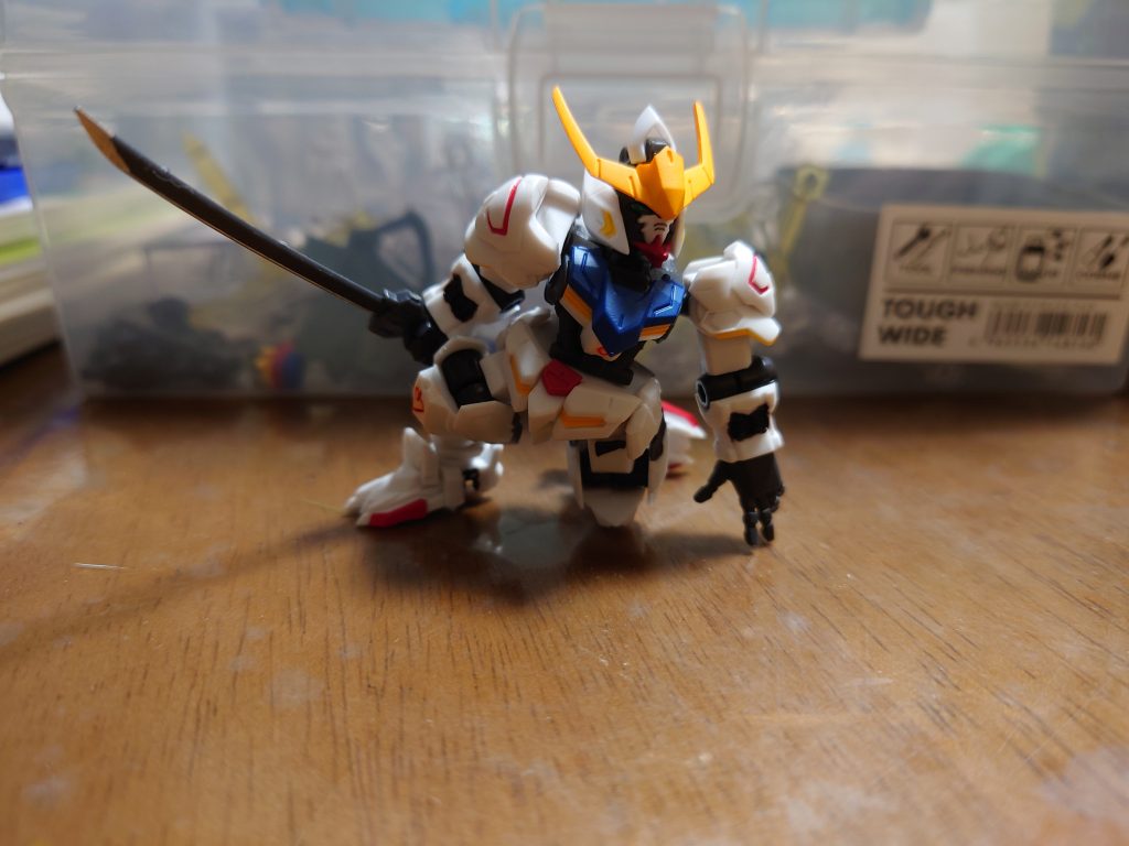 ポージング1メイスがあれば似合っているんですが…（武器セット出ませんでした…）