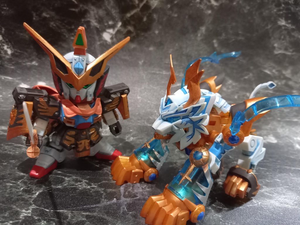 なんか　すごいキットでした。金はお気に入りのブロンズプリドという色です。金ではないけど