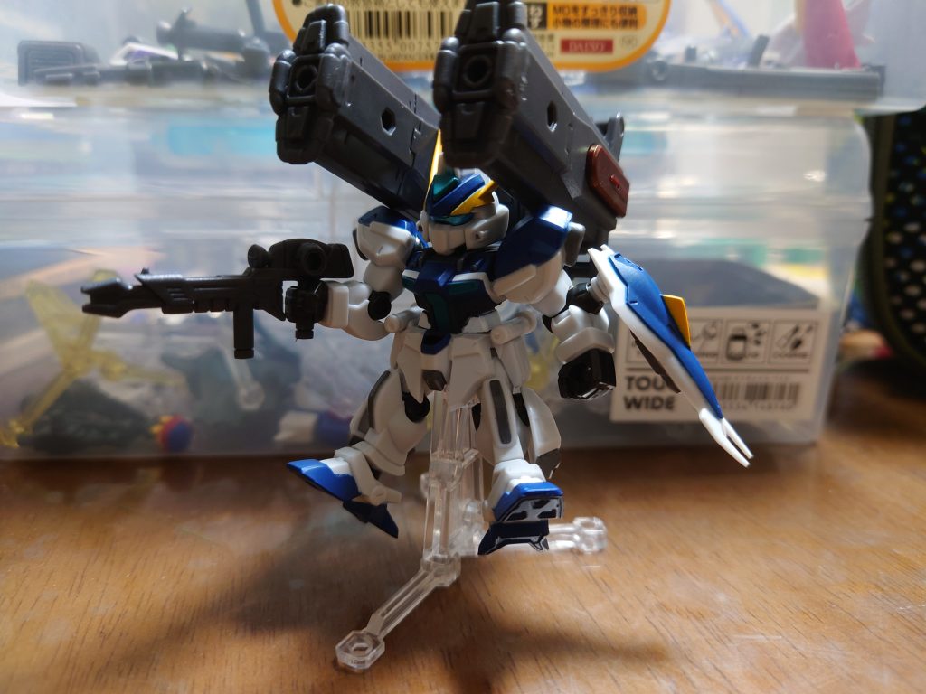 ポージング4マルチプルミサイルランチャーでブルーコスモス『青き清浄なる世界のために!!』