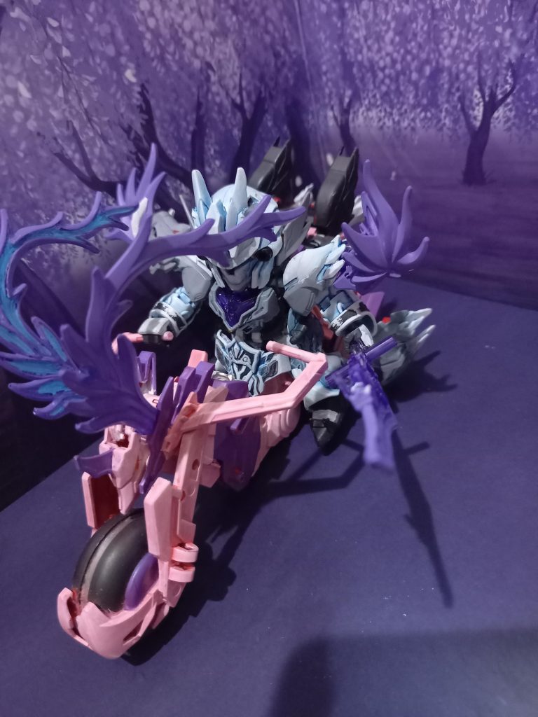 呂布シナンジュスタイン赤兎馬–2枚目/制作者：ブルックコバヤン