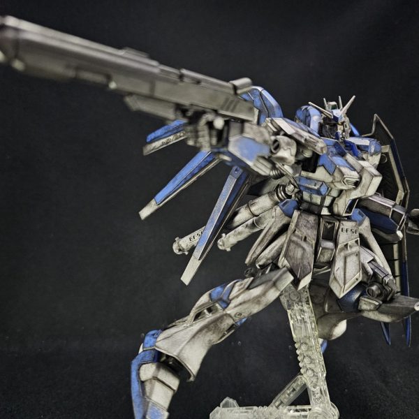 「Hi-νガンダム」完成❗