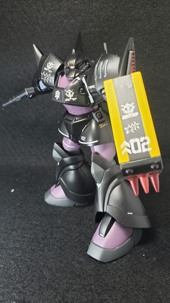 実はガイアは、奇跡的に助かっていて、長いリハビリ後、デラーズフリートに合流との設定で作ってみました。昔から、ゲルググの黒い三連星があればなーっと思っていたのをようやく実行できました。