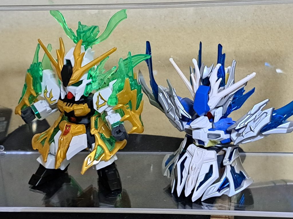 色塗ってイメージ固め中