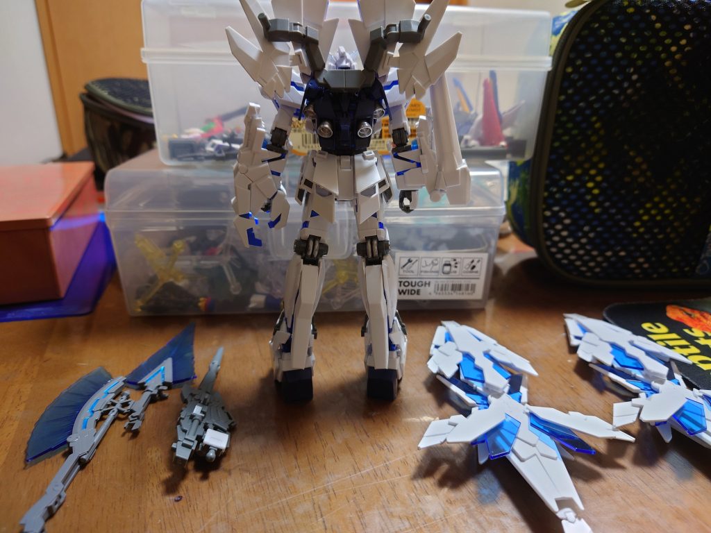 背面です（こいつは少ししか塗っていません）