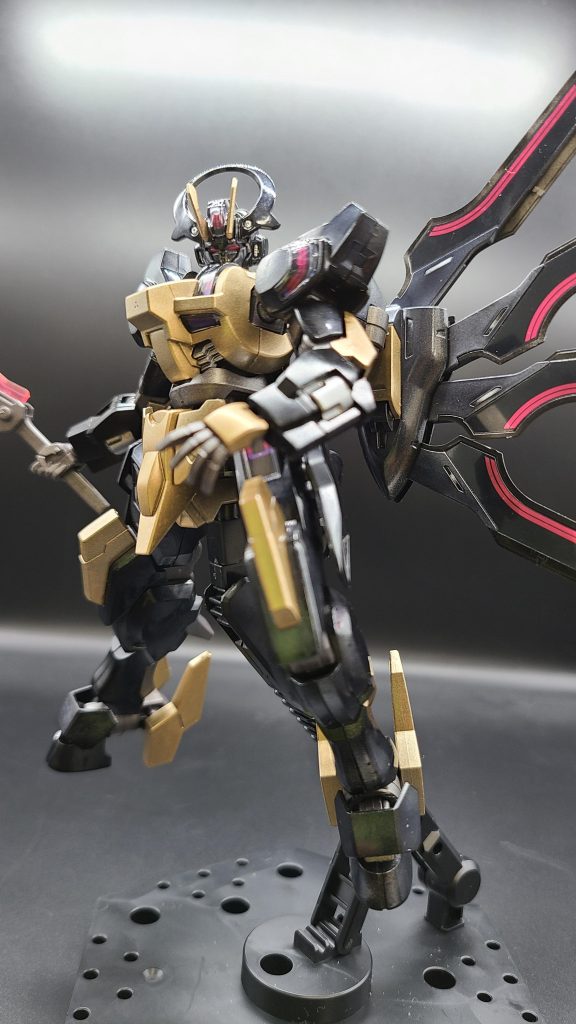 黒くしたことで悪役な感じが凄いでて気に入ってます(*^^*)顔がかっこいいですね!