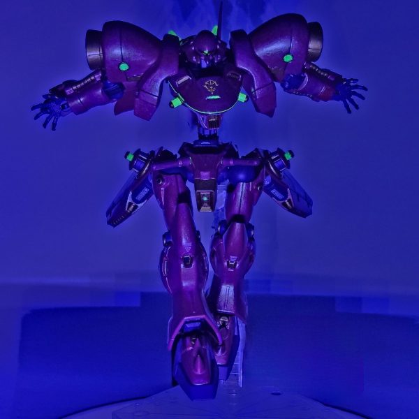 ジオンの亡霊 イーヴィル・テトラ