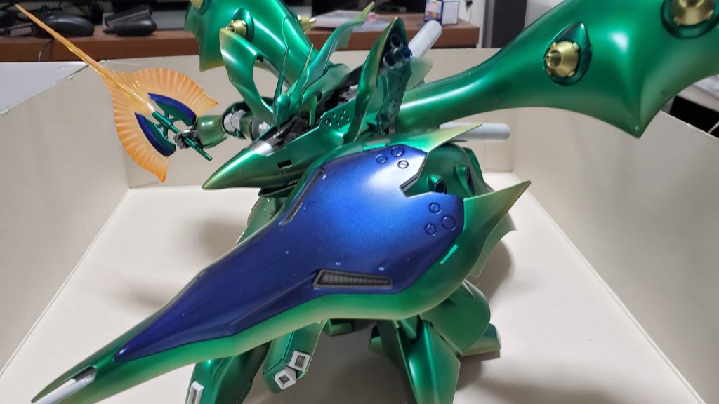 デカール貼り付け前の写真です