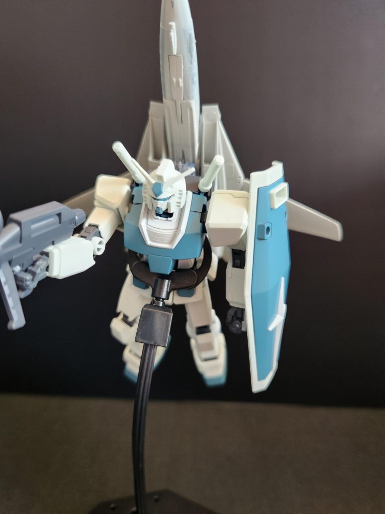 戦場までマッハで飛んできます。