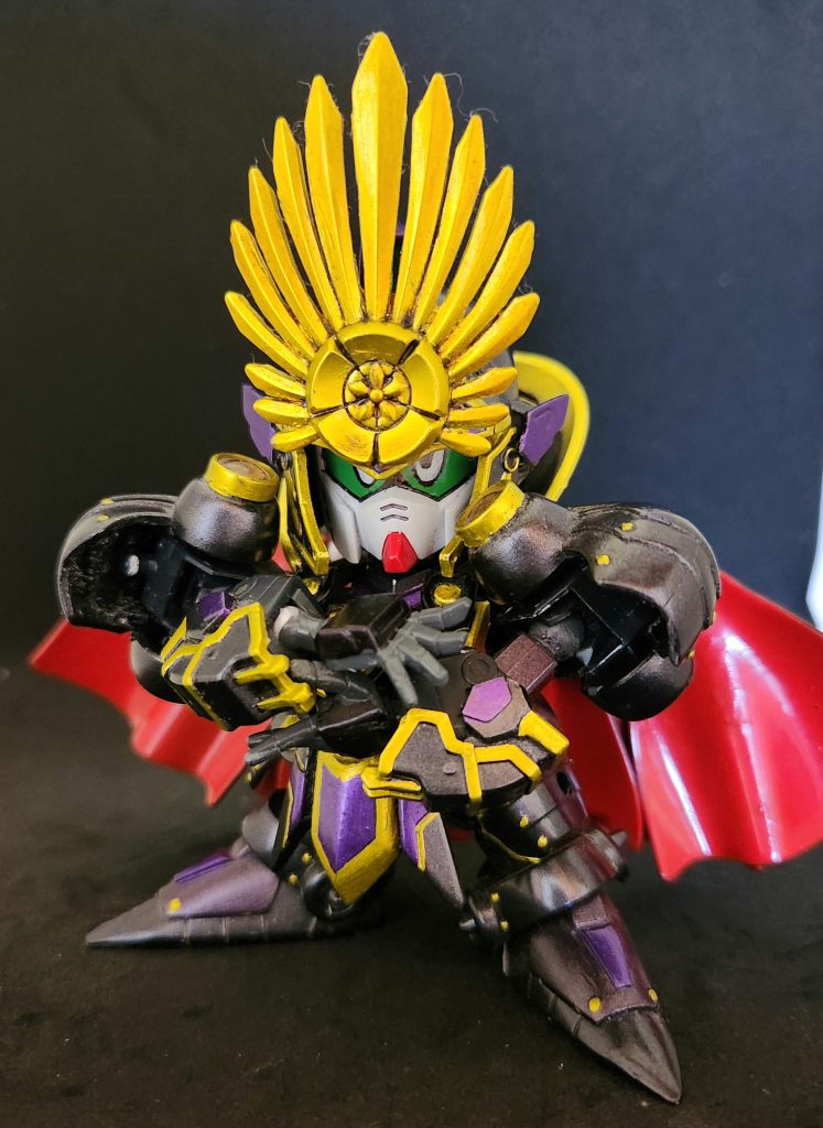 腕組みできる可動範囲があります。考案者にはただただ脱帽です