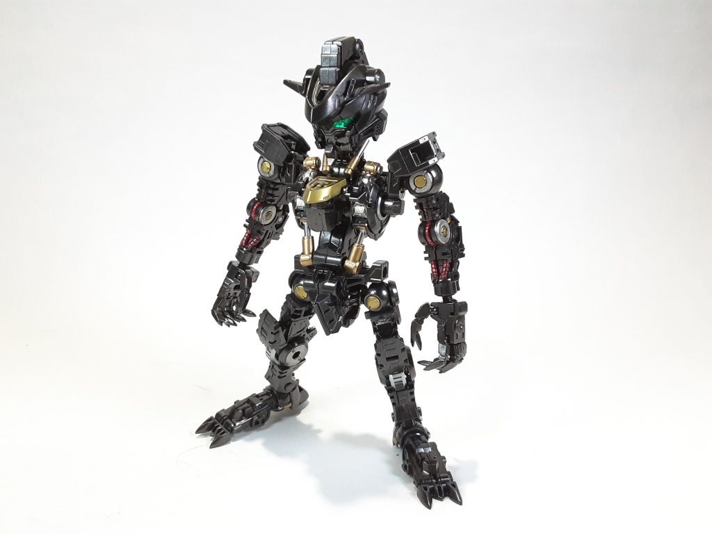 フレーム状態、差し色を入れてメリハリを強調してます