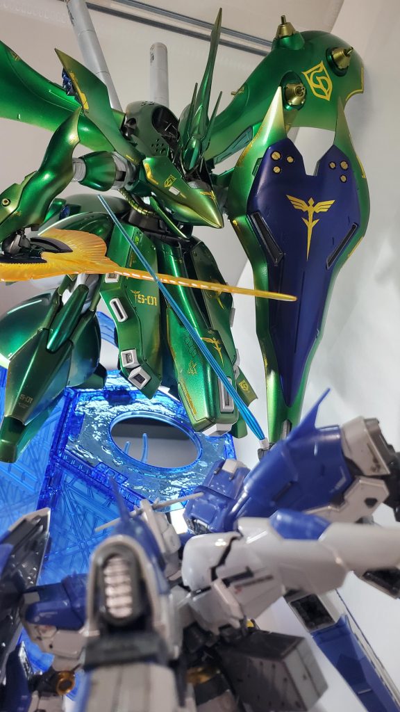 Hi-νガンダムとの一騎打ち