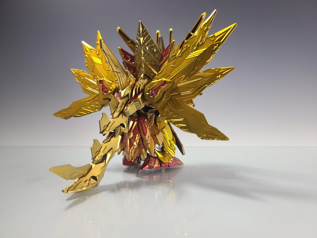 時間かけずに作るつもりが、「金下地でクリアイエロー吹いたらどんなになるかな?」「赤色の色分けめんどい、、水性吹いて拭き取ればいいか!」など考えはじめて結局時間かかっちゃいましたw