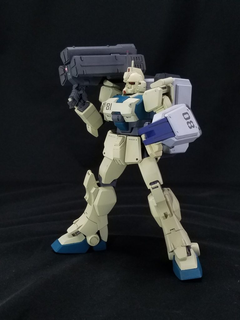 陸戦型ジムで用意した兵装も勿論装備可能。