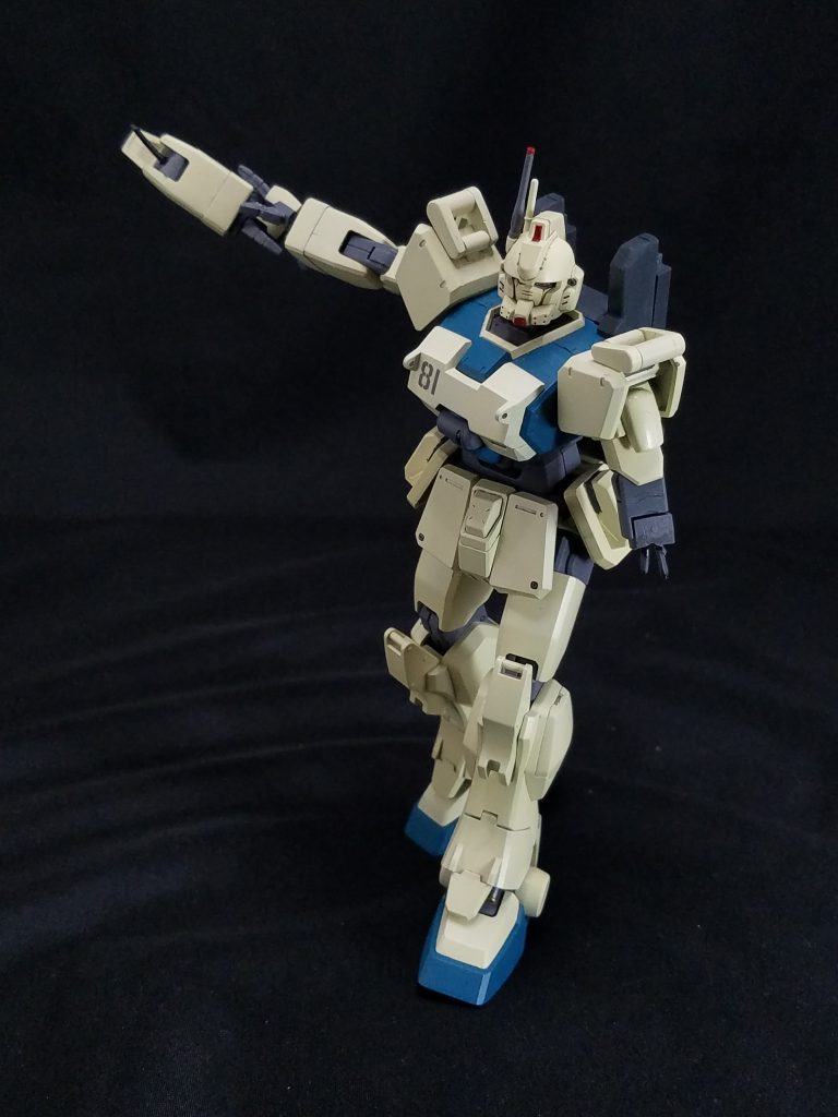 本作の見所その2、本編第10話にて動かなくなった左腕を引き抜いて攻撃するシーンを再現するために、ダメージ表現用パーツを用意しました。