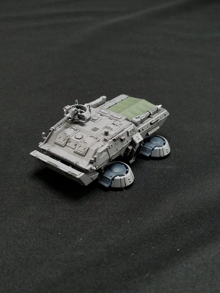 陸戦型ガンダム 地上戦セットに付属するホバートラックを制作。