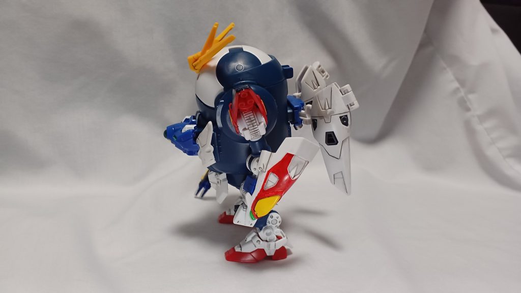 ウイングガンダムハロ–5枚目/制作者：beard