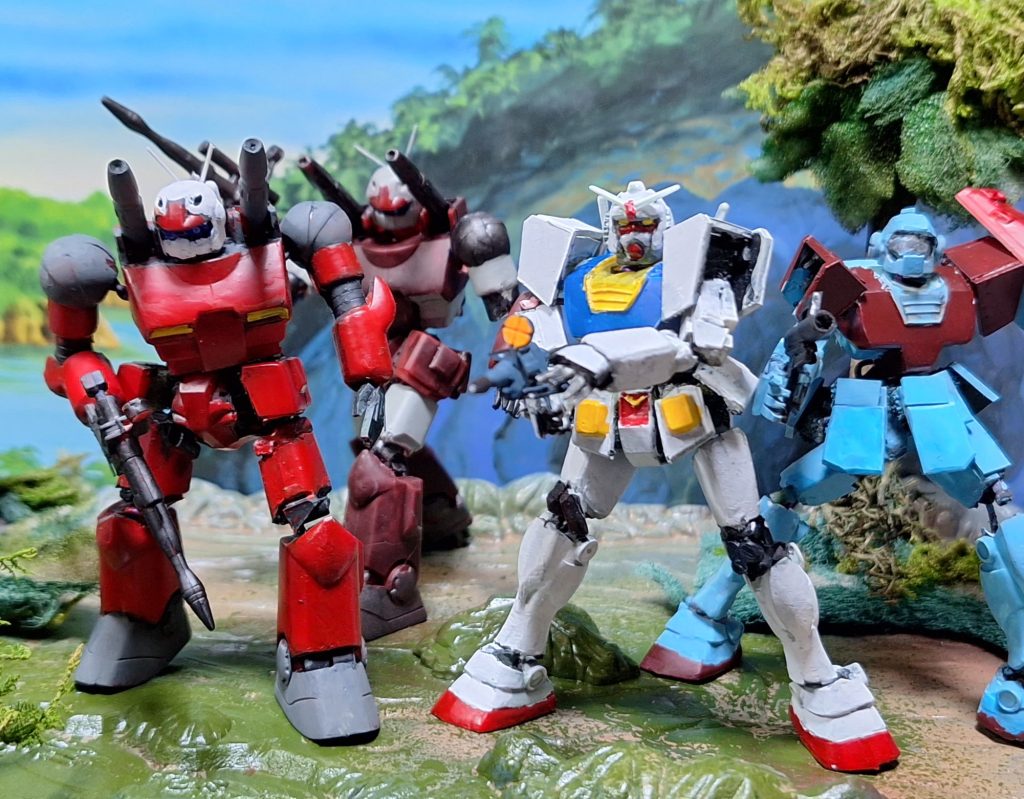 ガンダムは「ア・バオア・クー」、GMは「テキサスの攻防」のガンダムからの改造です。