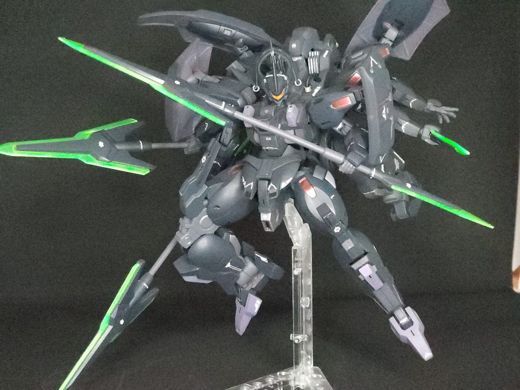 デカールはガンダムデカール9割とHJラインデカールです。水星の魔女のデカールはなかなかオシャレさん貼る場所もサイトに載ってるので悩まなくて済むのでオススメです。